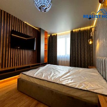 Святошинська вул., 58