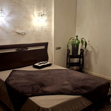 Валерія Лобановського просп. (Червонозоряний), 6-А