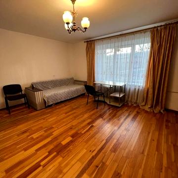 Гната Хоткевича вул., 53