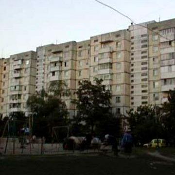 Йорданська вул. (Лайоша Гавро), 7