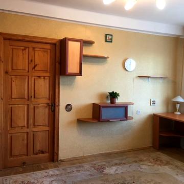 Ентузіастів вул., 11