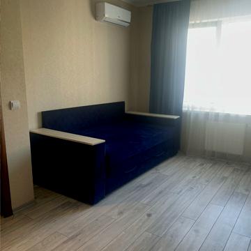 Бориса Гмирі вул., 12-Б