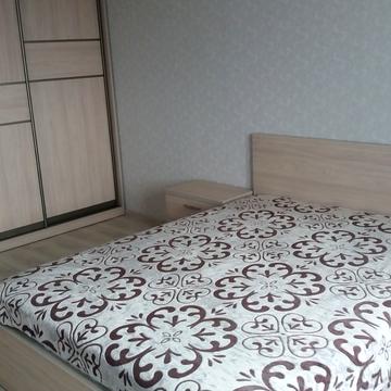 Ясинуватський пров., 11