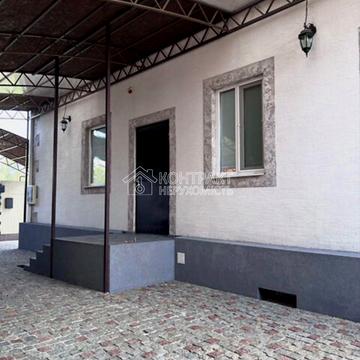 Афанасівська вул., 136