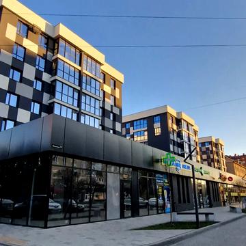 Степана Бандери вул., (Будинок 4)