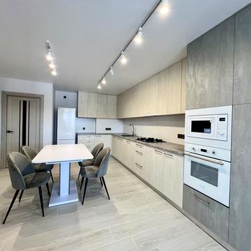 Злуки просп., 7