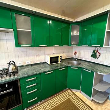 Миру просп., 18