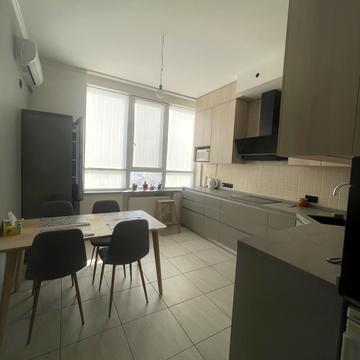 Незалежності вул., 11/1