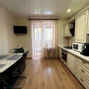 Бишівська вул., 7