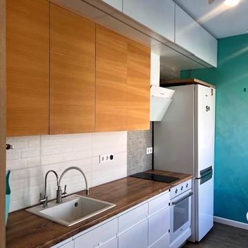 Юності вул., 8-А