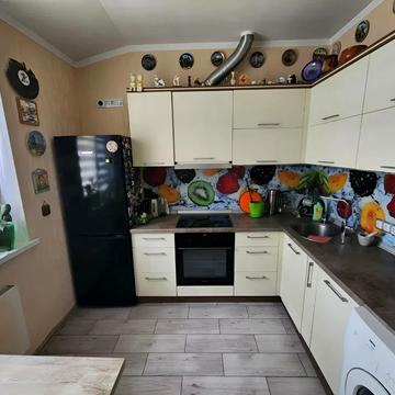 Яблунева вул., 6а