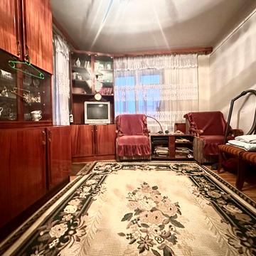 Гетьмана Івана Мазепи вул. (Топольна), 3