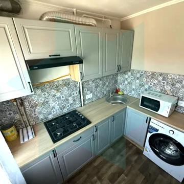 Олександра Поля просп. (Кірова), 102