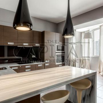 Володимира Івасюка просп. (Героїв Сталінграду), 4