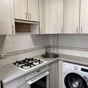 Коцюбинського просп., 30