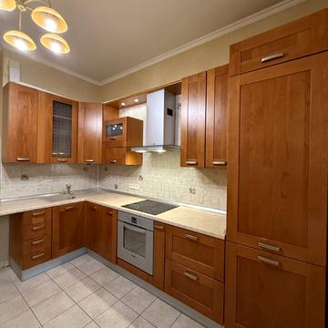 Тетянинська вул. (Леваневського), 6