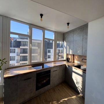 Зарічанська вул., 3/3