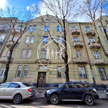 Марії Конопницької вул., 4