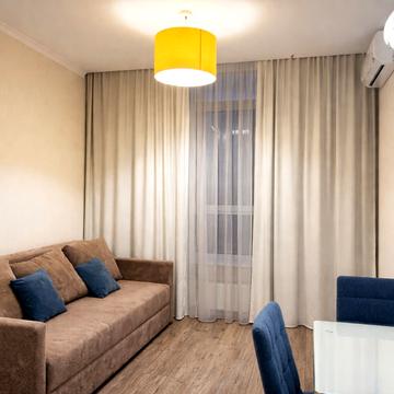 Джона Маккейна вул. (Івана Кудрі), 7