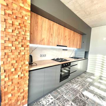 Львівська вул., 27