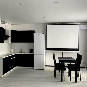 Всеволода Змієнка вул., 21