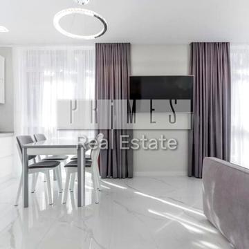 Предславинська вул., 53