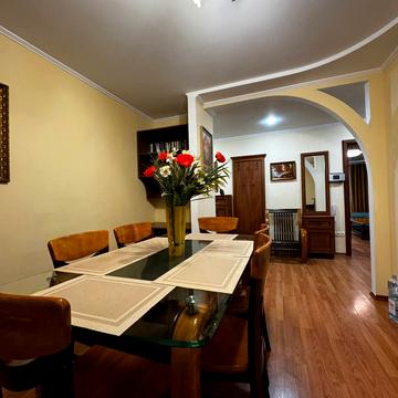 Віктора Чміленка вул. (Дзержинського), 61