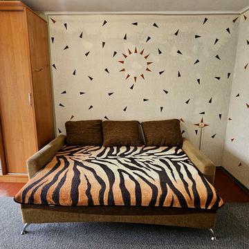 Богатирська вул., 2