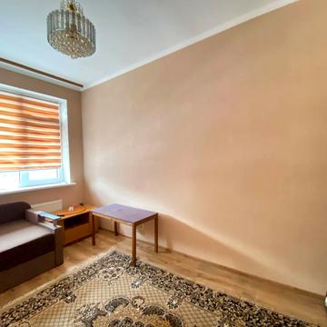 Перлинна вул., 3