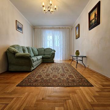 Рональда Рейгана вул., 44-А