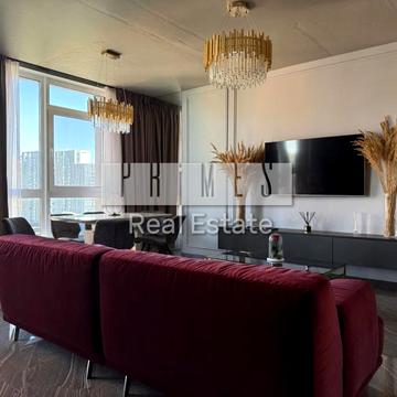 Предславинська вул., 40