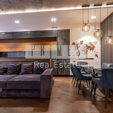 Буслівська вул., 12