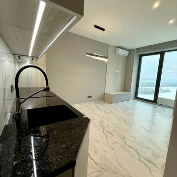 Набережна Перемоги вул., 7