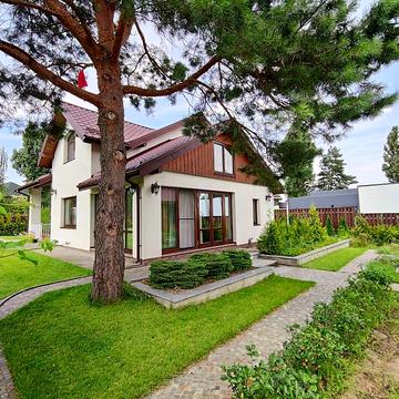 Молодіжна вул.