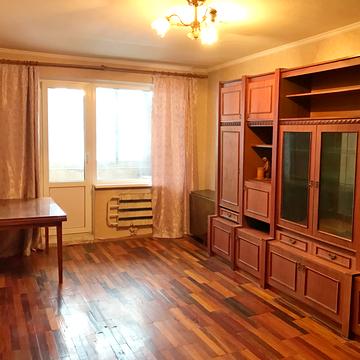 Амосова вул. (Корчагінців), 1