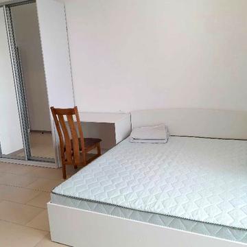 Каховська вул., 62-А