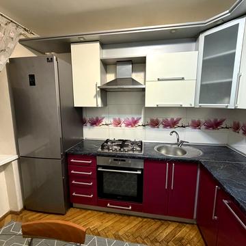 Керченська вул., 15