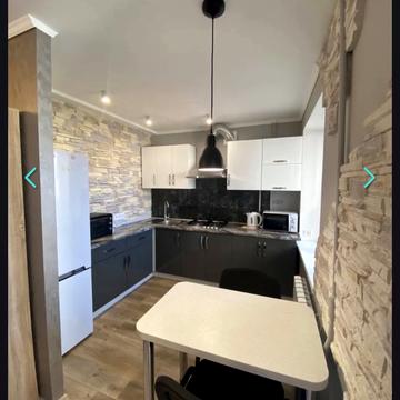 Героїв Крут вул. (Фурманова), 7