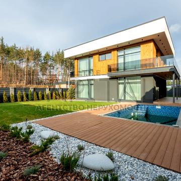 Квітнева вул.