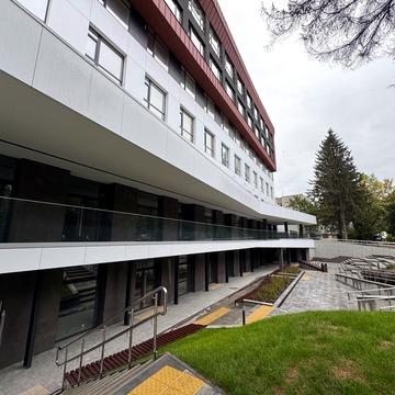 Зелена вул., 111-Е