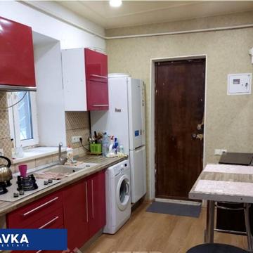 Гімназична вул., 17