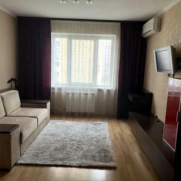 Оноре де Бальзака вул., 8-В