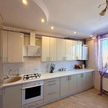 Старицького вул., 60в