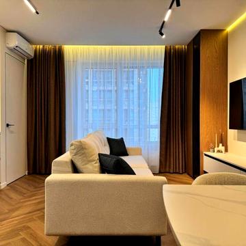 Золотоустівська вул., 25