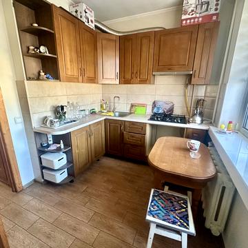 Анатолія Кос-Анатольського вул., 12