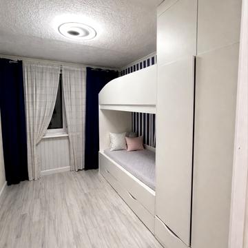 Академіка Заболотного вул., 20