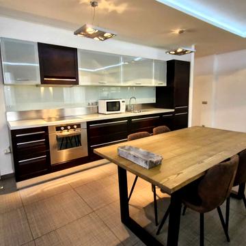 Велика Китаївська вул., 10-А