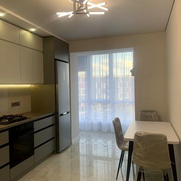 Княгинин вул., (Будинок 37)