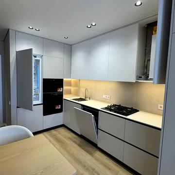 Карла Мікльоша вул., 19