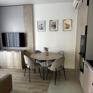 Краснова вул., 1-В